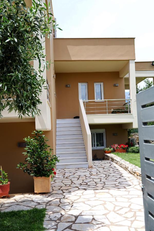 Fou'S Apartment Nafpaktos Dış mekan fotoğraf