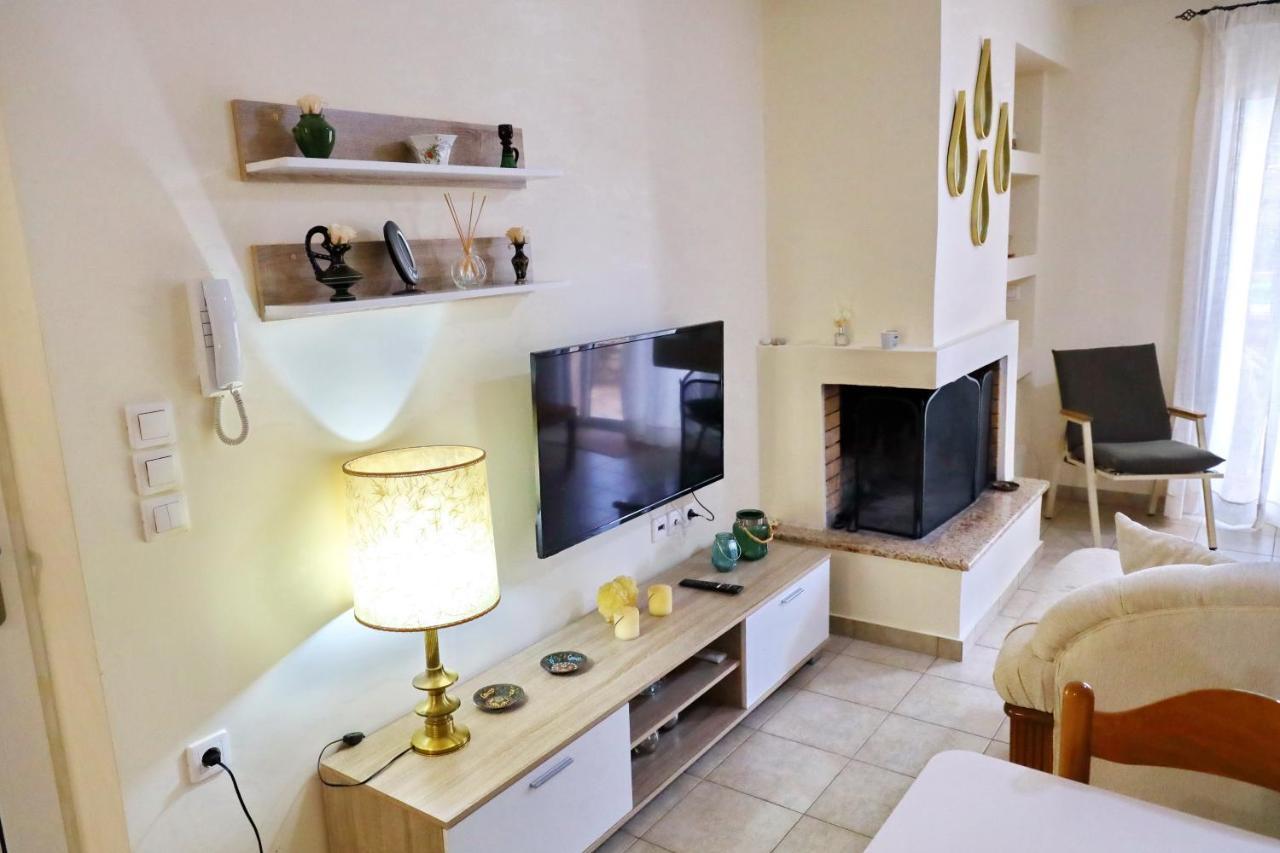 Fou'S Apartment Nafpaktos Dış mekan fotoğraf